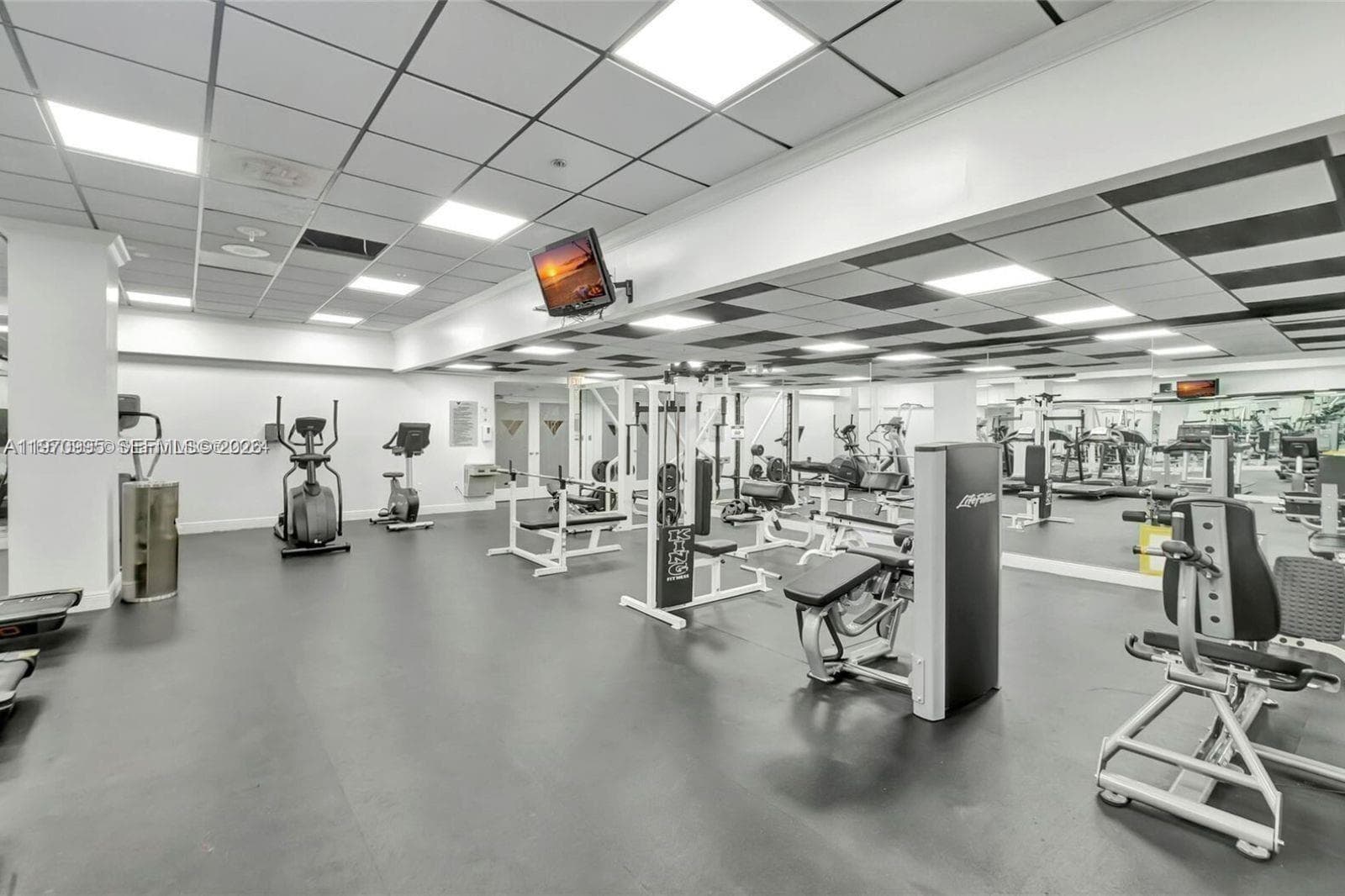 555 NE 15th St # 408 16