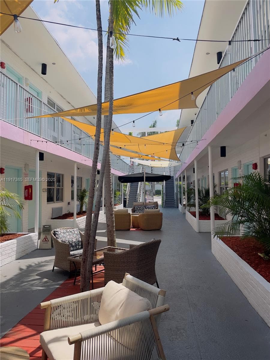 7500 Collins Ave # 114 8