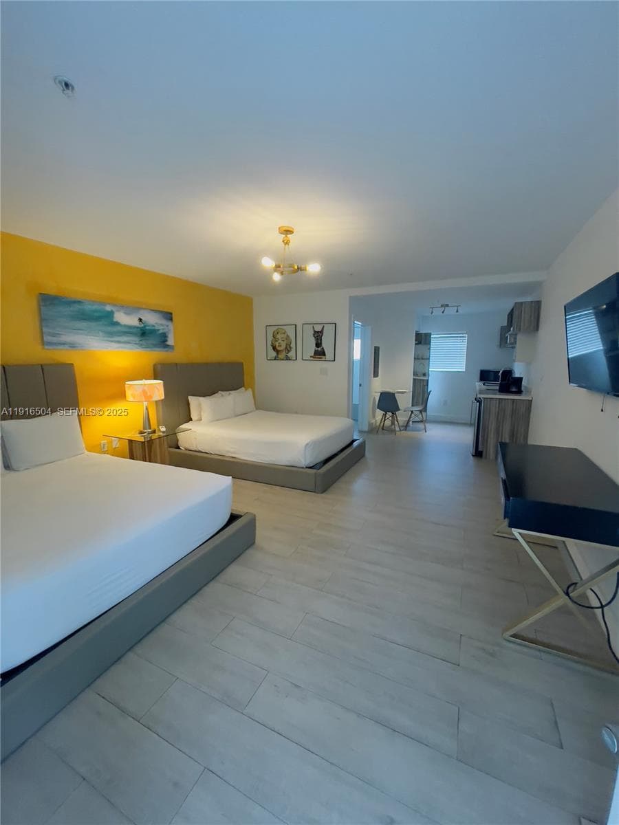 8320 Harding Ave # 606 1