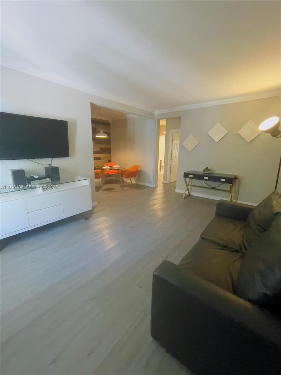 7710 Harding Ave # 403 2