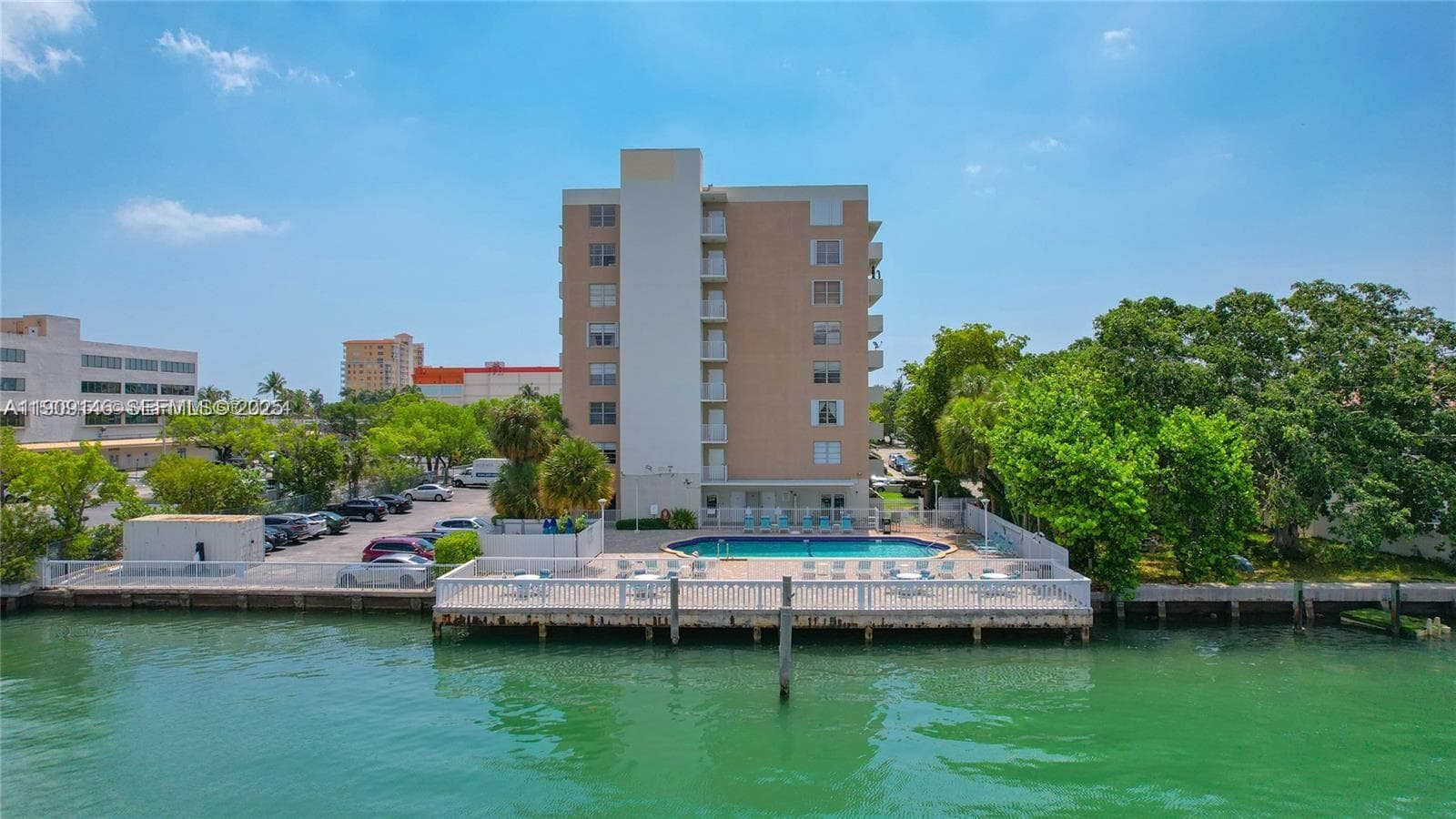 1455 N Treasure Dr # 3R 12