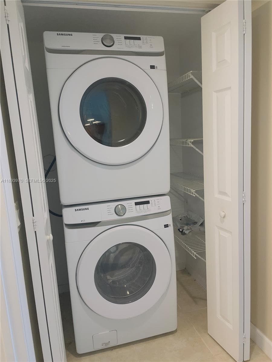 201 Golden Isles Dr # 510 12