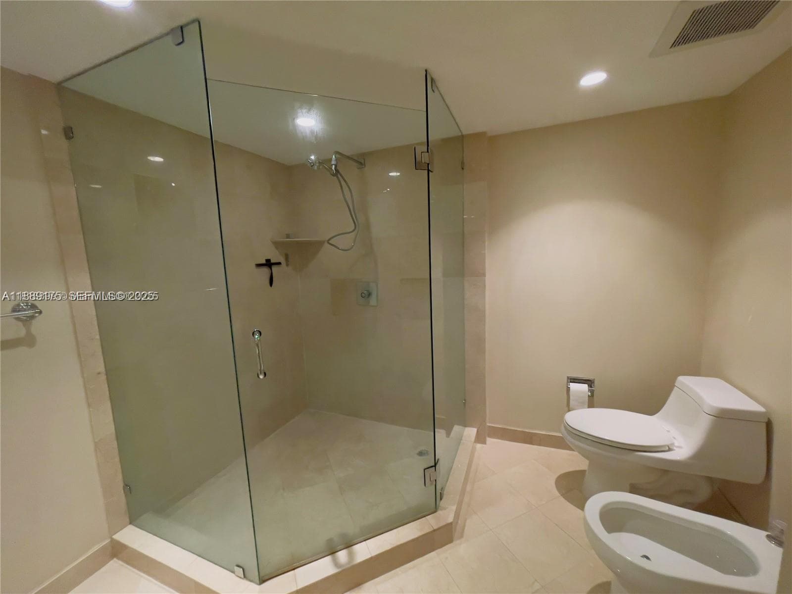 2000 Towerside # 309 11