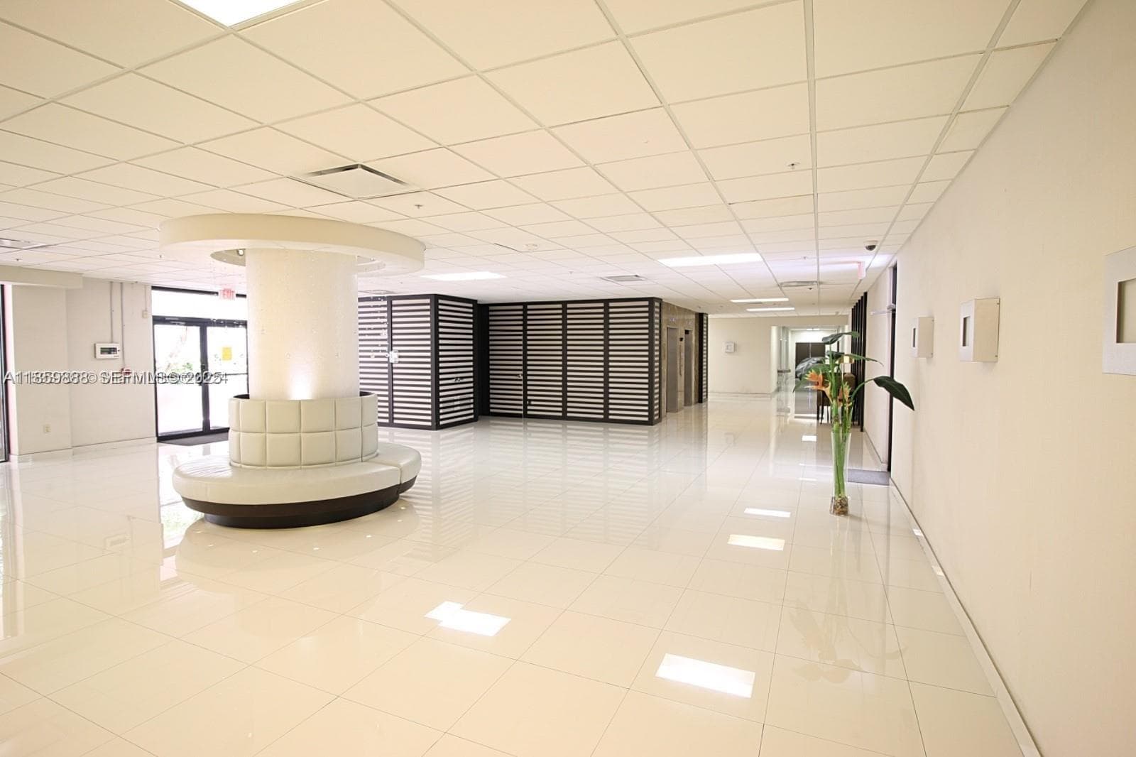 1621 Collins Ave # 302 23