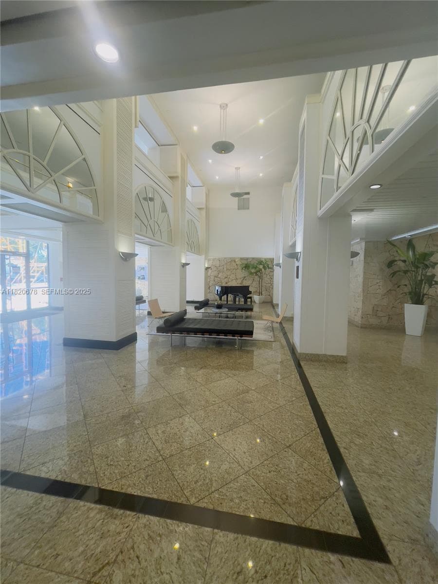 780 NE 69th St # 1507 22